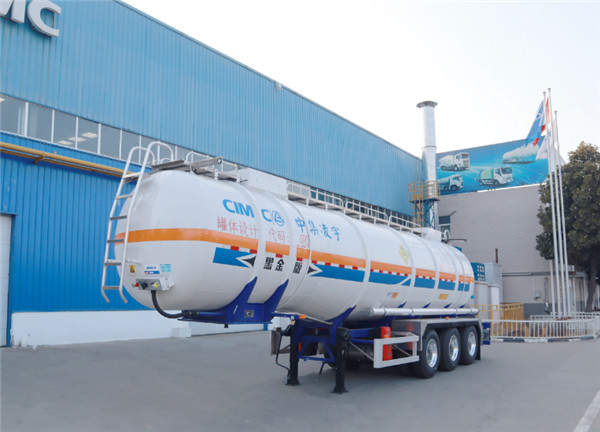 hth华体官方下载app双氧水运输半挂车