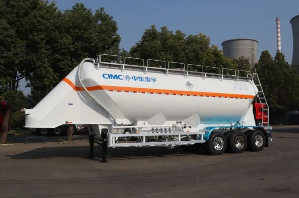 危化品立罐半挂车