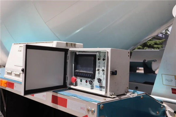 hth华体官方下载app新能源搅拌车