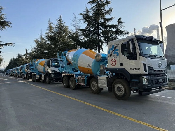 hth会体会网页版登录入口乘龙系列搅拌车