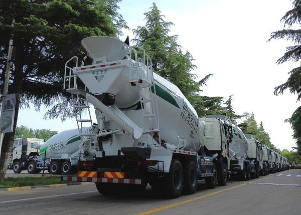 hth会体会网页版登录入口搅拌车